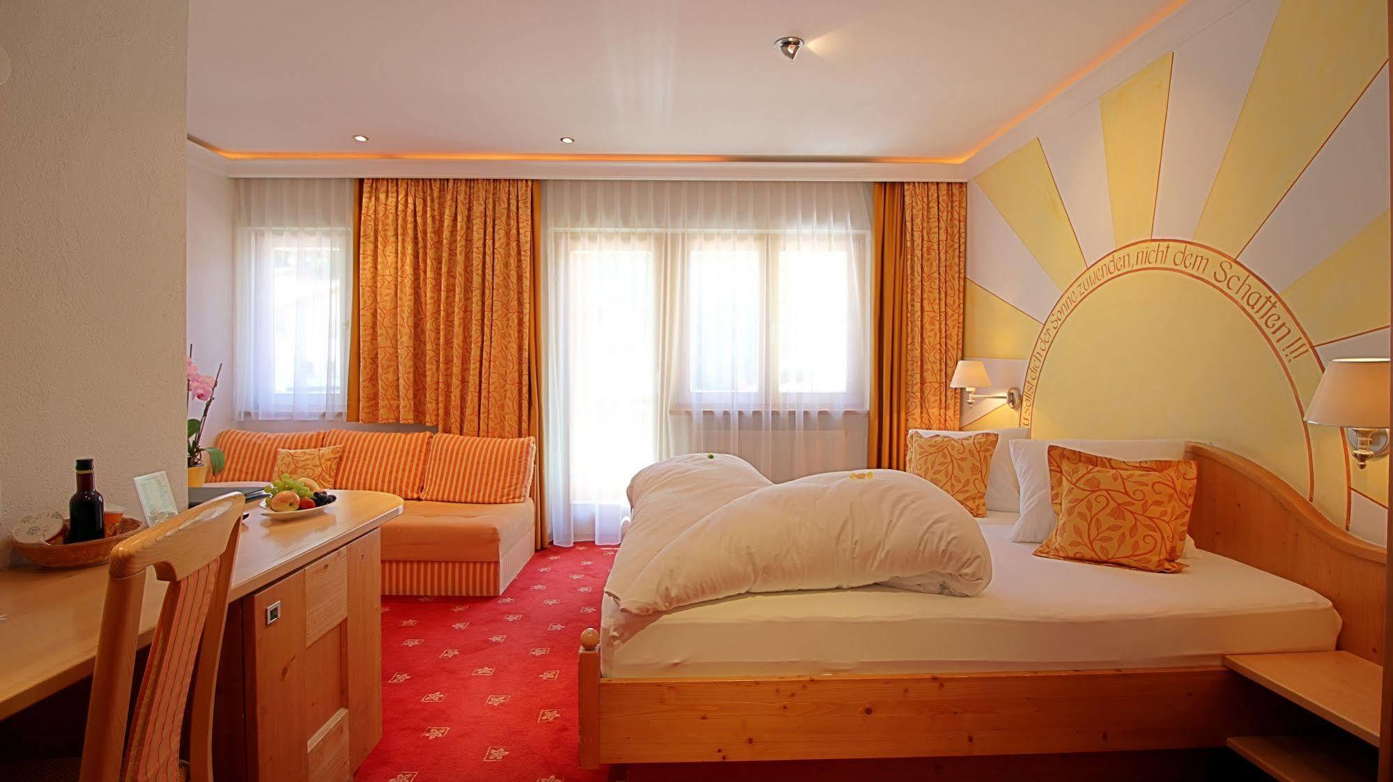 Samnaunerhof Vital-Hotel Esterno foto